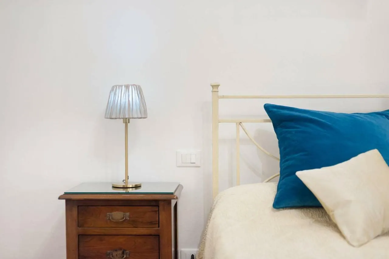 Via Borgo Ognissanti One Bedroom Apartment Florence